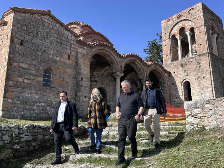 Η ανάδειξη του αρχαιολογικού χώρου του Μυστρά και η βελτίωση οδικών αξόνων στο επίκεντρο της επίσκεψης του Περιφερειάρχη Δημήτρη Πτωχού στη Λακωνία