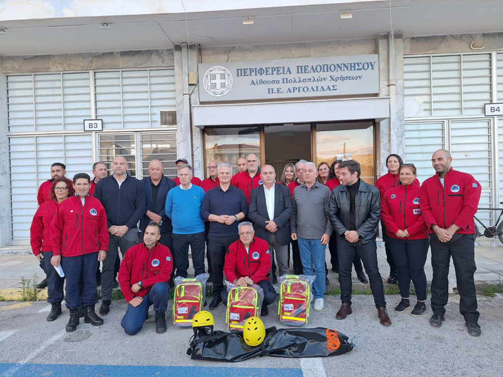 Παράδοση εξοπλισμού στην ΕΟΔ Αργολίδας