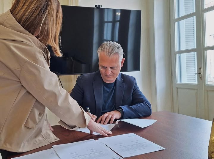 Νέος κύκλος 8 εκατ. ευρώ για σύγχρονα σχολεία