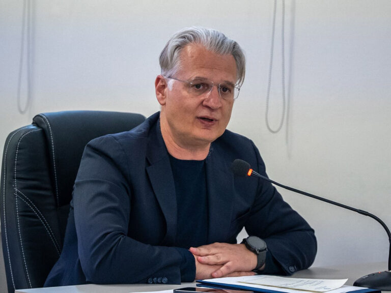 Ευρεία σύσκεψη στην Τρίπολη για την αντιπυρική περίοδο – Έμφαση σε πρόληψη, συντονισμό και επιχειρησιακή ετοιμότητα
