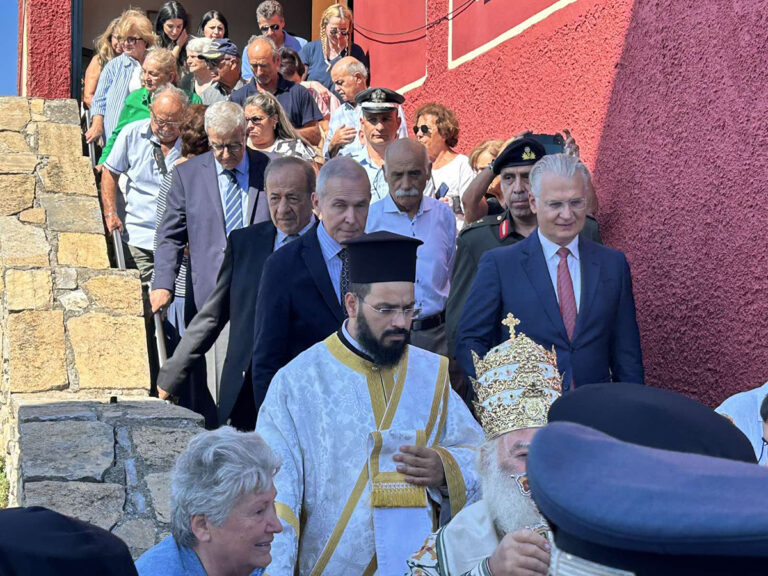 «Μια ξεχωριστή στιγμή για τη Μάνη και ολόκληρη την Πελοπόννησο» – Επίτιμος Δημότης Ανατολικής Μάνης ο Πατριάρχης Θεόδωρος Β΄